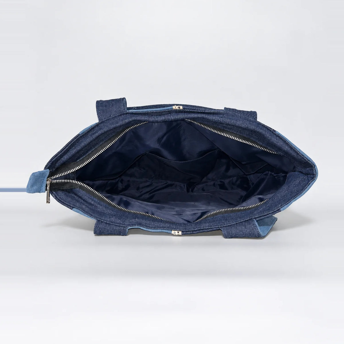 Inside Out Classic tote, lined interior